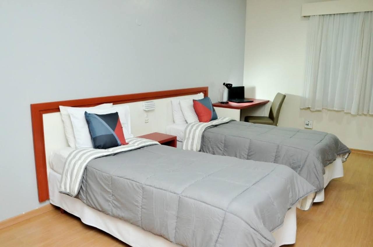 Embaixador Hotel & Centro De Eventos By Fast10 Porto Alegre Esterno foto