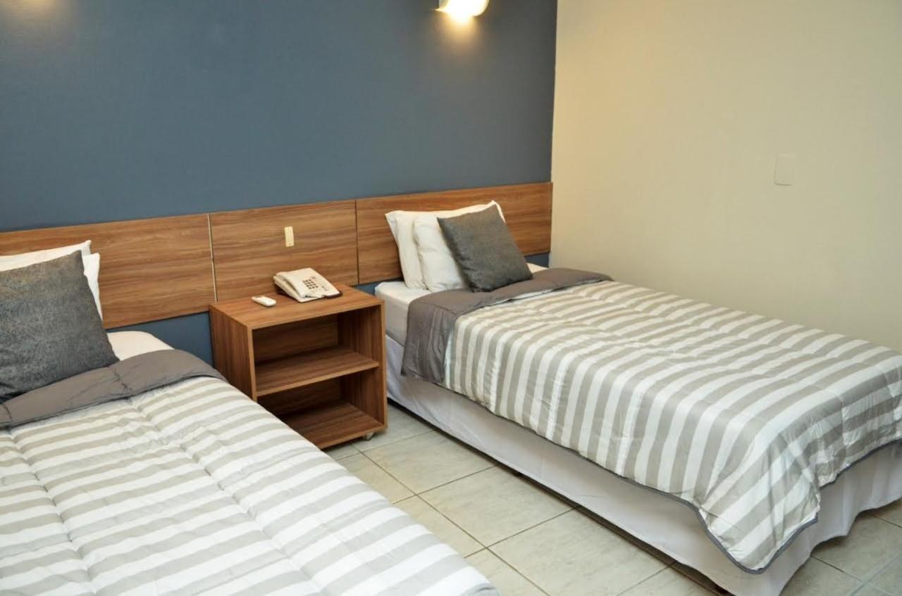 Embaixador Hotel & Centro De Eventos By Fast10 Porto Alegre Esterno foto